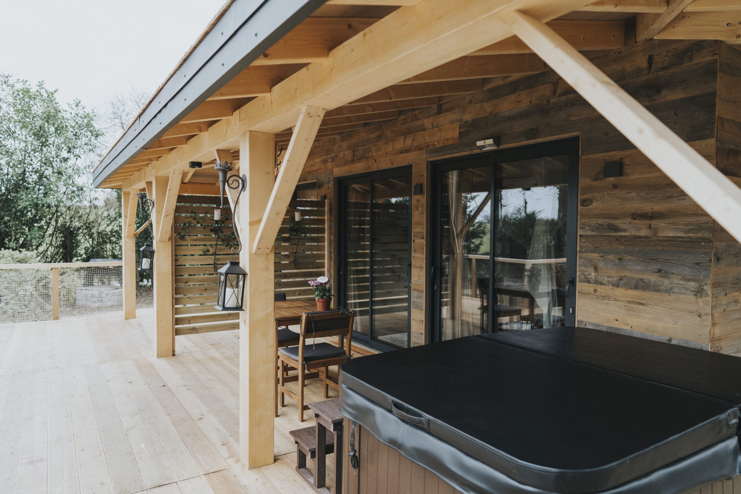 Télétravail en Tiny House : L’Espace Idéal pour conjuguer Confort et Productivité