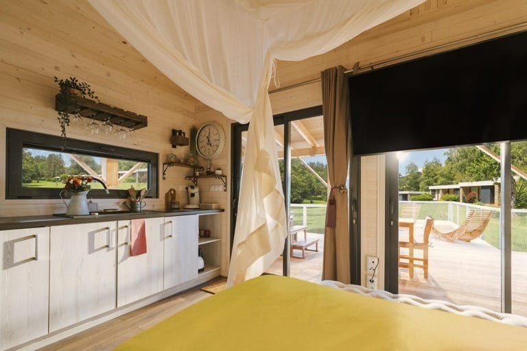 cabane du pecheur interieur 01
